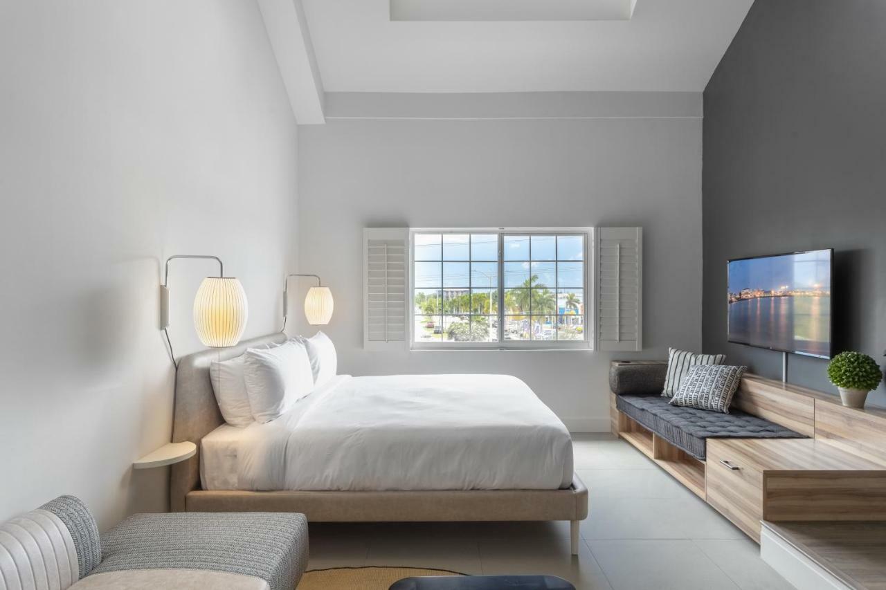 The Locale Hotel Grand Cayman George Town Kültér fotó